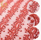 Czerwona haftowana koronka wysadzana koralikami ręcznie robiona o długości 91,44 cm, rozpuszczalna w wodzie