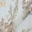 Rodzaje haftowanej koronki MDX o szerokości 140 cm wykonanej ręcznie na sukienkę