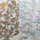 Charakterystyczne tkaniny koronkowe dla nowożeńców Wielokolorowa tkanina z koronki do szycia na pokaz mody