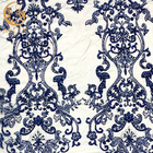 Niebieska nylonowa, ręcznie robiona koronkowa tkanina z koralikami na sukienki pokazowe